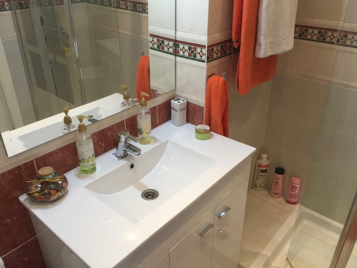 Bellavista Del Mar Apartment Estepona Bagian luar foto