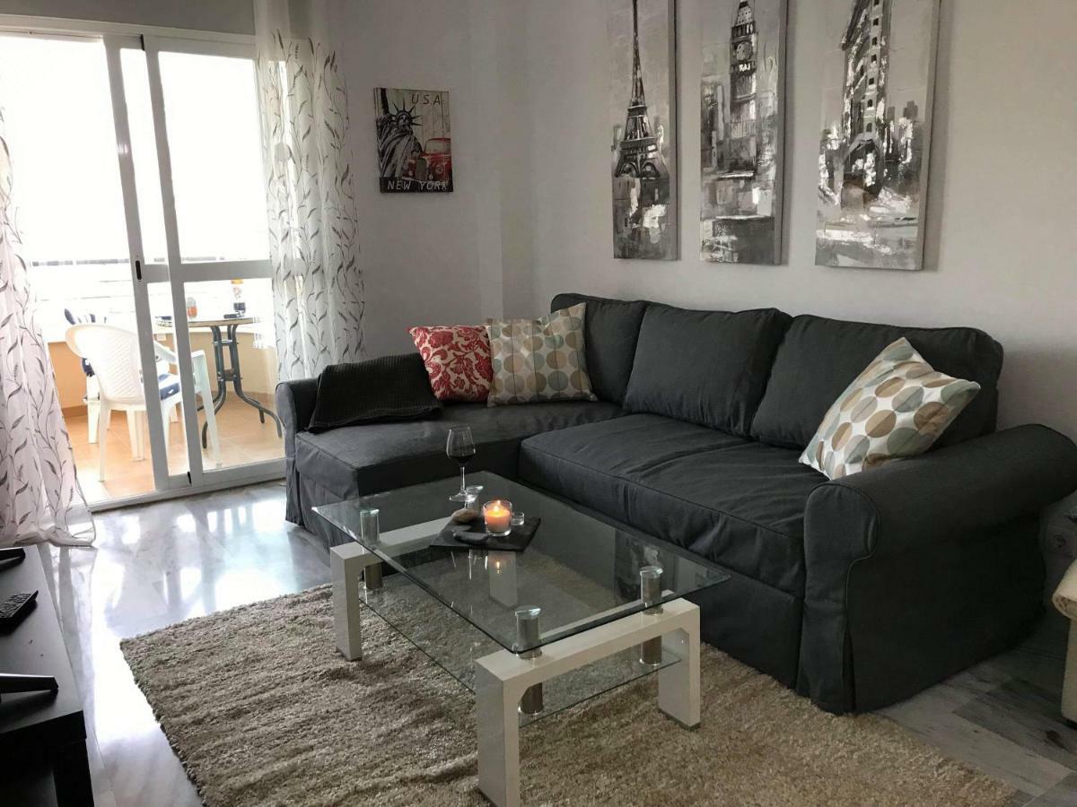 Bellavista Del Mar Apartment Estepona Bagian luar foto